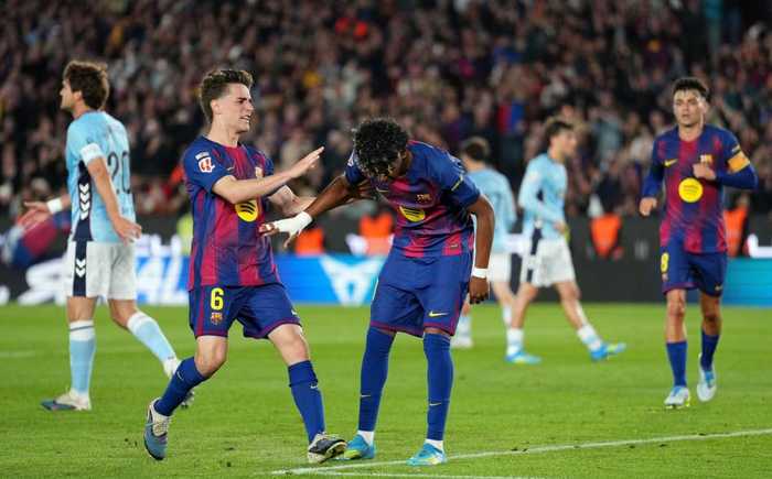 亚马尔揪心伤退！恐赛季报销，巴萨狼狈1战，VAR引发大争议